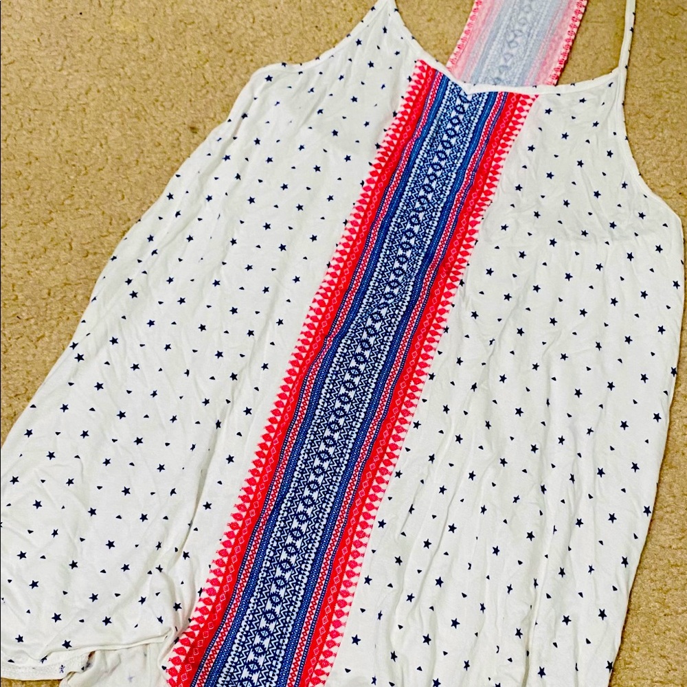 Super cute/flowy mini dress!